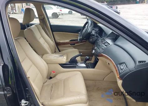 2012 Honda Accord 2.4 Ex-L z USA, uszkodzony, nr VIN 1HGCP2F88CA206510